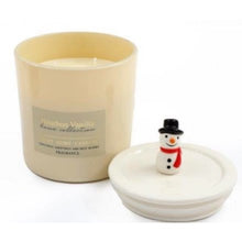 Load image into Gallery viewer, Christmas Candle Pots with Characters
